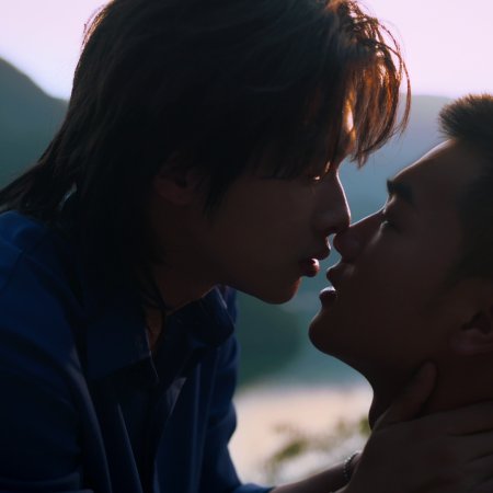 A Winter Sun Wakes the Wind in Spring Hills' Dream (2026)