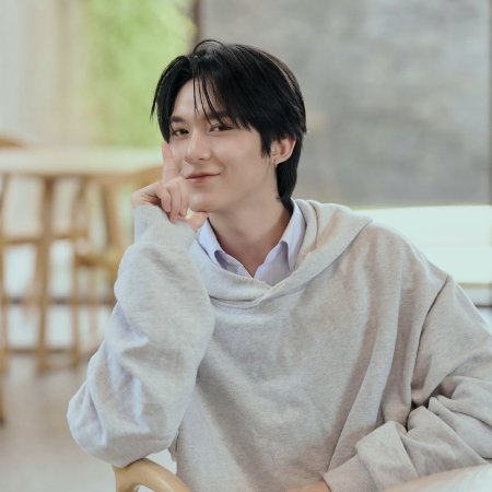 Ryujin Tinnapat Tusnytraitep