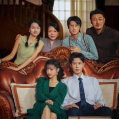 Crumbling Persona Chinese Drama(2025) photo