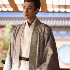 Zuo Qi Bo photo