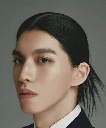 Si Won Kim
