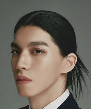 Si Won Kim