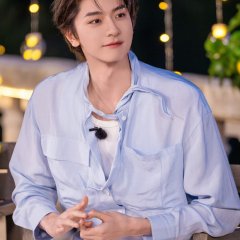 Lin Yi photo