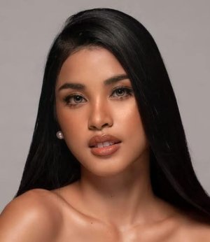 Shuvee Chrisna Villanueva Etrata