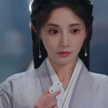 Love and Crown (2025)