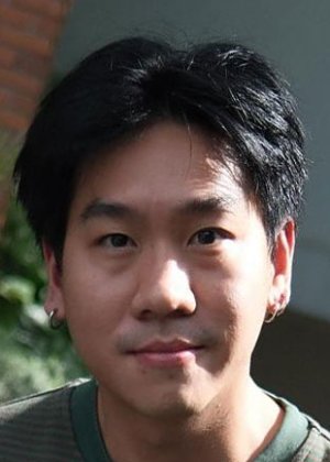 Junior Sanpetch Wongprasertphol in Last Twilight Thai Drama