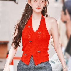 Where Her Hemline Brushed Chinese Drama photo