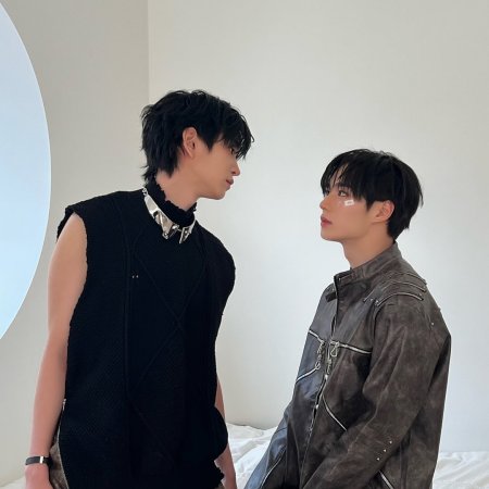 Secret Relationships (2025)