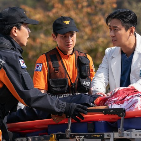 The Trauma Code: Heroes on Call (2025)