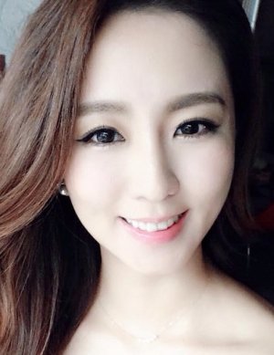 Zhang Yin Yin | Love Family