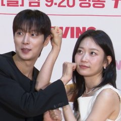 tvN O'PENing: The Catstody War Korean Drama photo