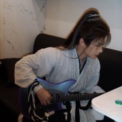 Zheng Ye Cheng photo