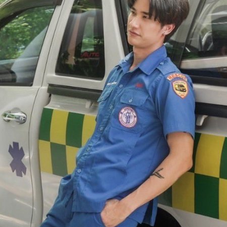 Tay Tawan Vihokratana