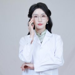 Wo Jia Lai Le Lao Zu Zong Chinese Drama(2025) photo