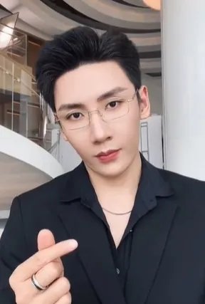 Bo Yang Liu