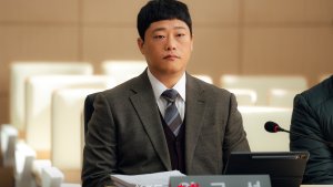 Im Sung Jae survives work exhaustion thanks to his monthly paycheck in 'Law and the City'