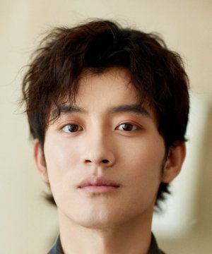 Yi Long Chen