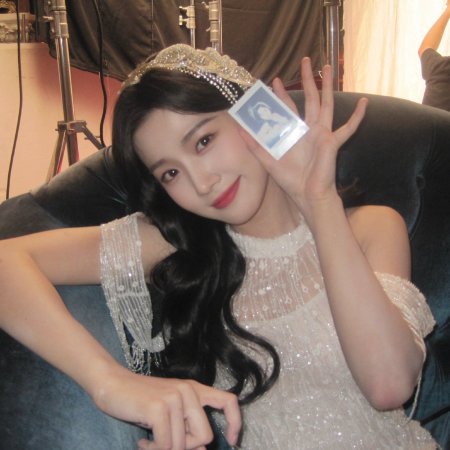 Love between Lines (2026)