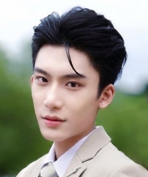 Li Guan Yi Fotoğraf