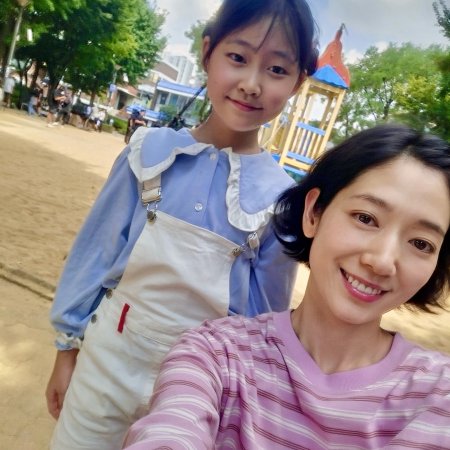 Undercover Miss Hong (2026)