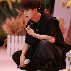 Lu Zhuo photo