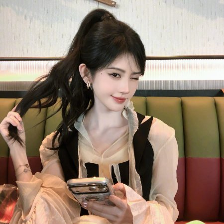 Ju Jing Yi