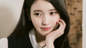 'Perfect Crown' star IU makes a generous donation on Korea's Children's Day