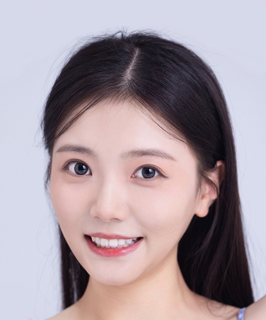 Xin Yi Li