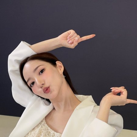 Confidence Queen (2025)