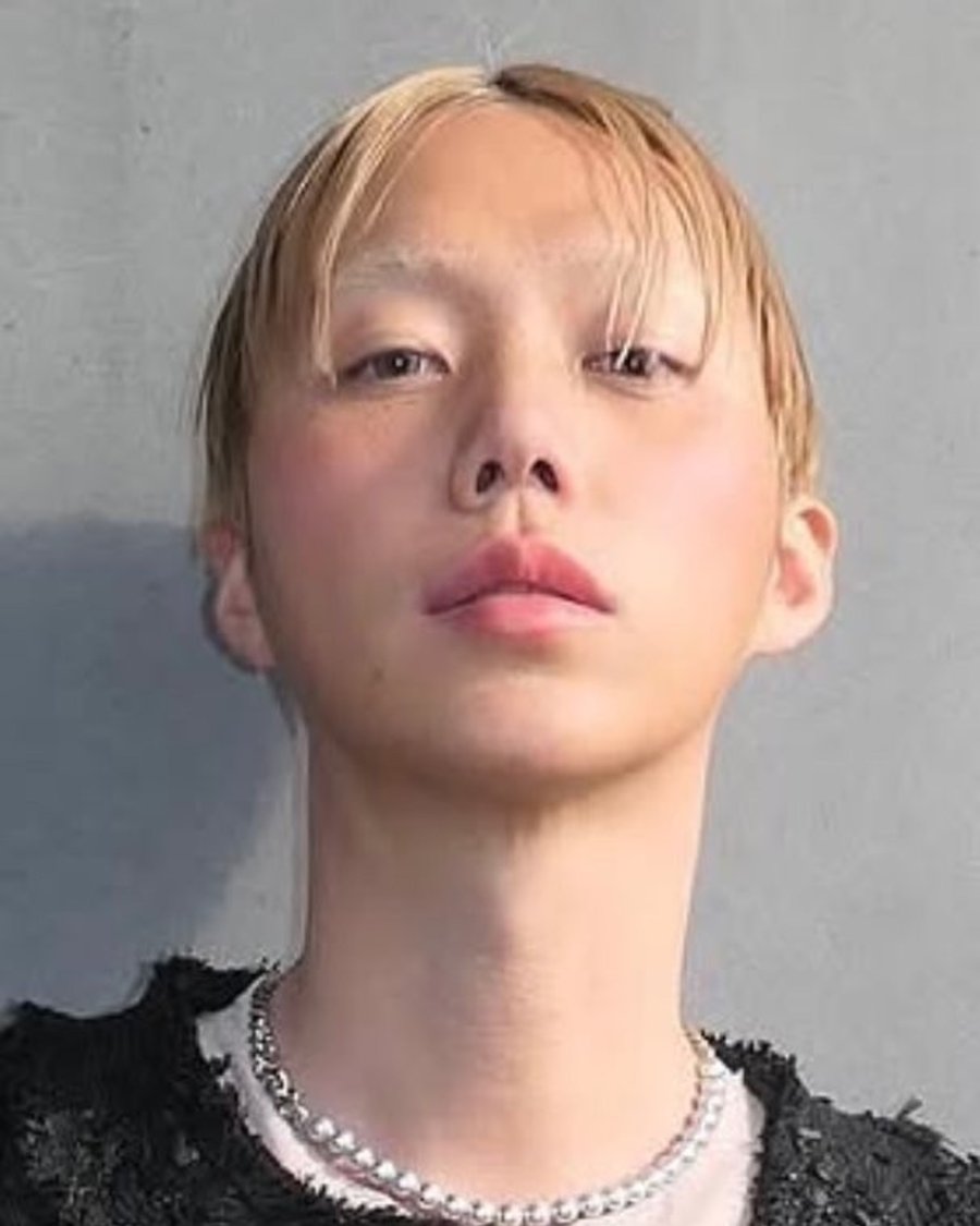 Jun Young Yang