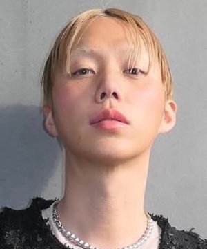Jun Young Yang