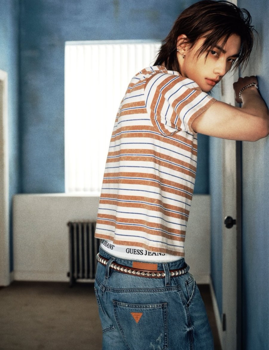2026-05-hyunjin-underwear-band.jpg