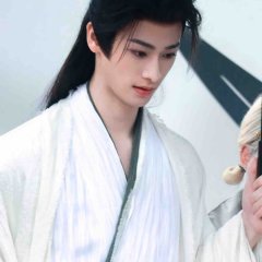 Quan Yi Lun photo
