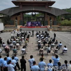 Zai Chen Guang Li Deng Ni Chinese Movie photo