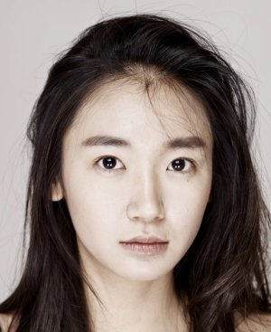 Min Joo Shin