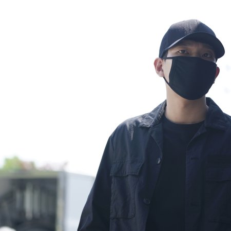 Come and Hug Me (2018)