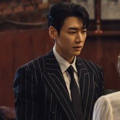 Kim Young Kwang photo
