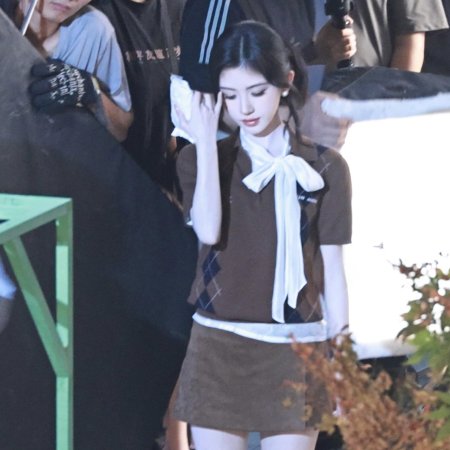 Ju Jing Yi