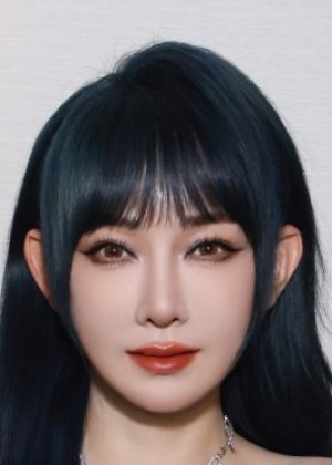 Sa Ding Ding in The Blue Whisper: Part 1 Chinese Drama