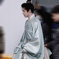 Dancing with the Tide Chinese Drama photo