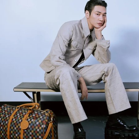 Walking on Thin Ice (2025)