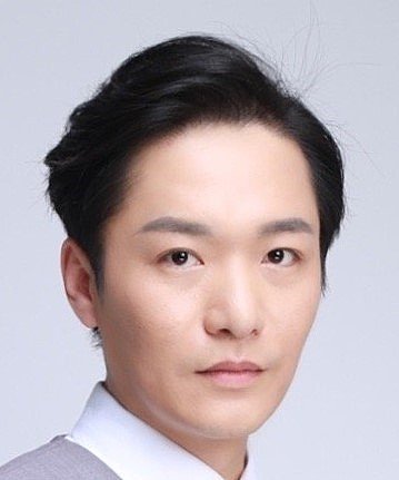 Yi Hang Zhang