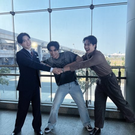 Tay Tawan Vihokratana