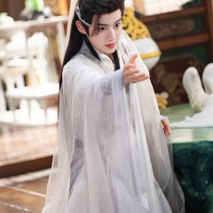 Li Pei Yang photo