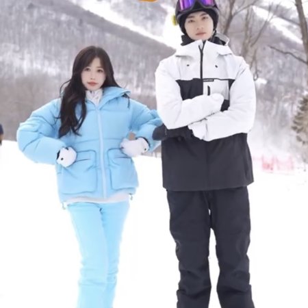 Ski into Love (2025)