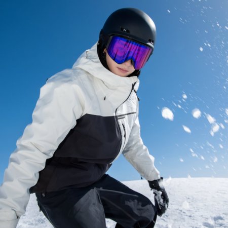 Ski into Love (2025)