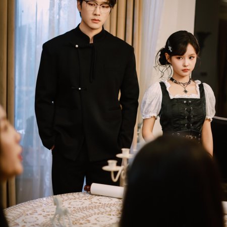 Jie Shi Bing Jiao Tai Yang Hua, Shei Jian Dou Yao Xiao Ha Ha (2025)