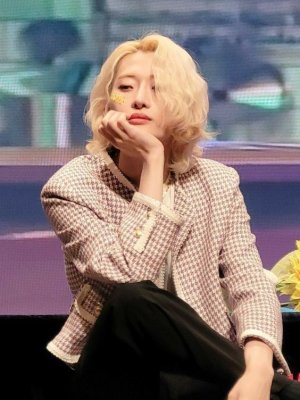 Momo_127