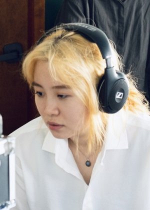 Lee Yu Jin in Outing Korean Movie(2021)