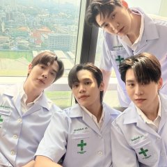 Bever Patsapon Jansuppakitkun photo